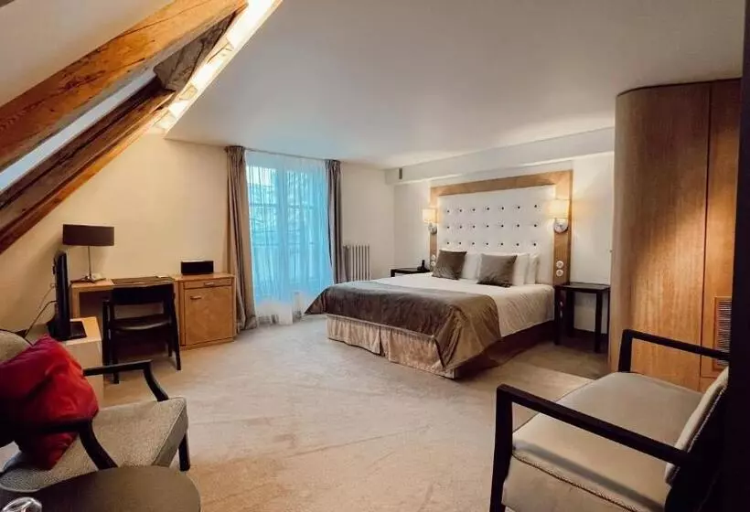 Suite, Dome