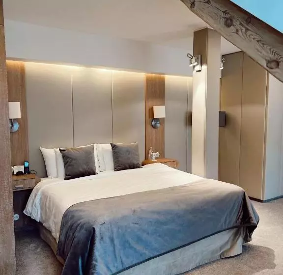 Suite, Dome