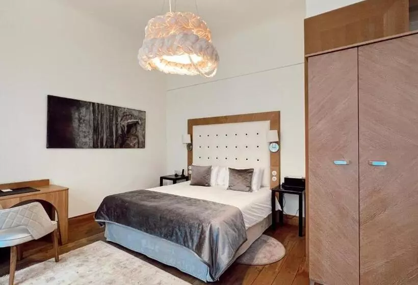 Suite, Dome