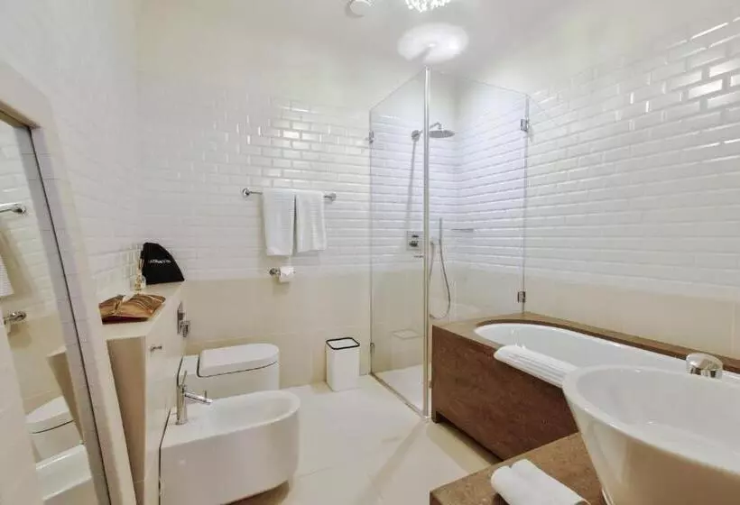 Suite Deluxe, Dome