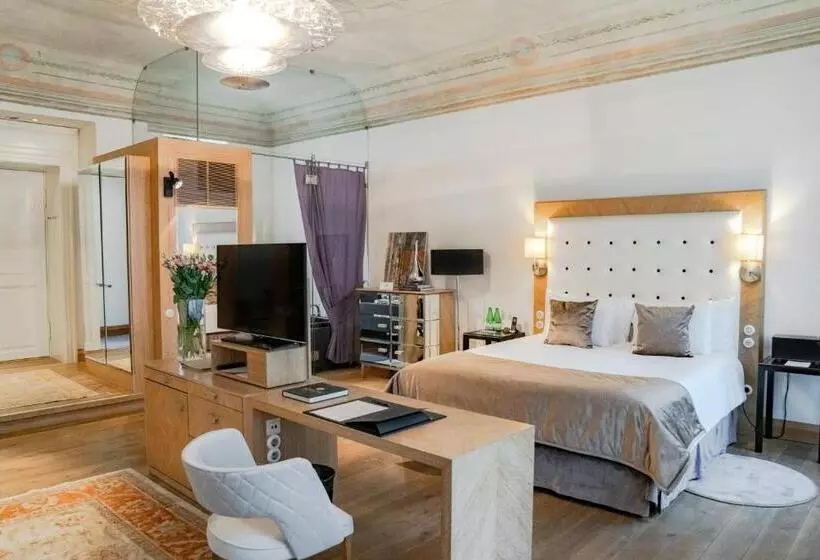 Suite Deluxe, Dome
