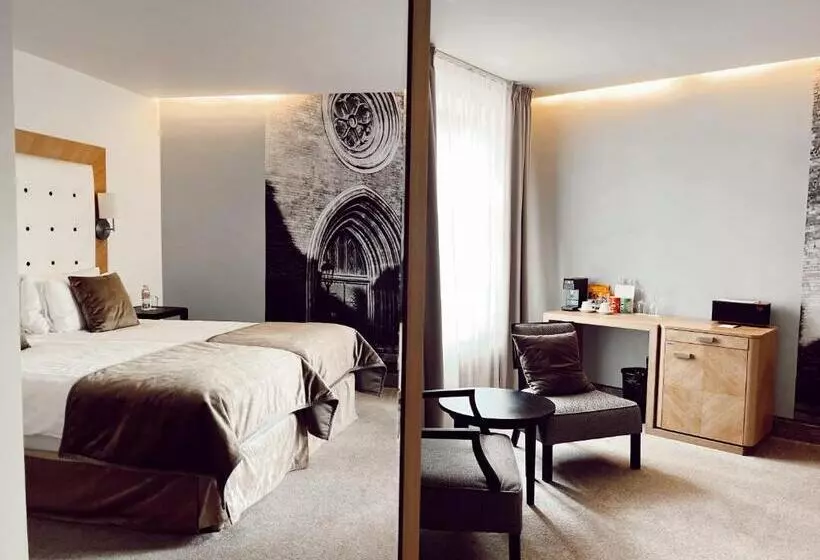 Chambre Deluxe, Dome