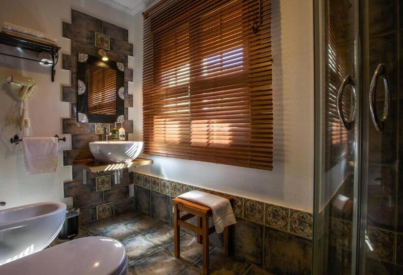 غرفة قياسية, La Posada Del Casar