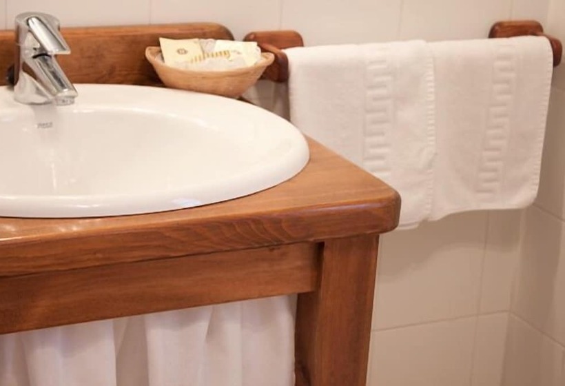 اتاق سوپریور با بالکن, Posada San Pedro