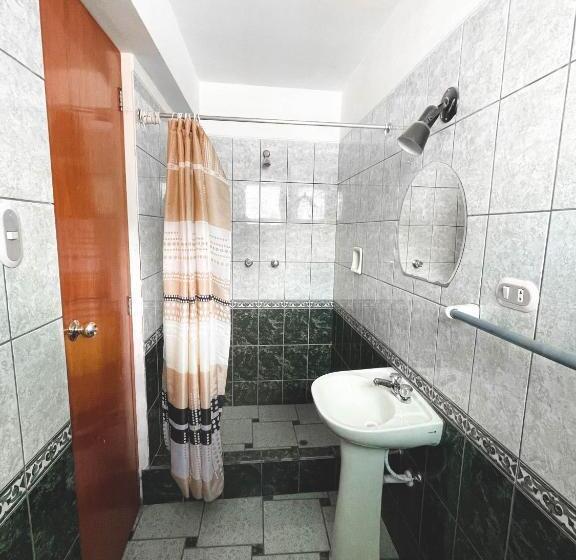 اتاق استاندارد یک نفره, Cordillera Blanca