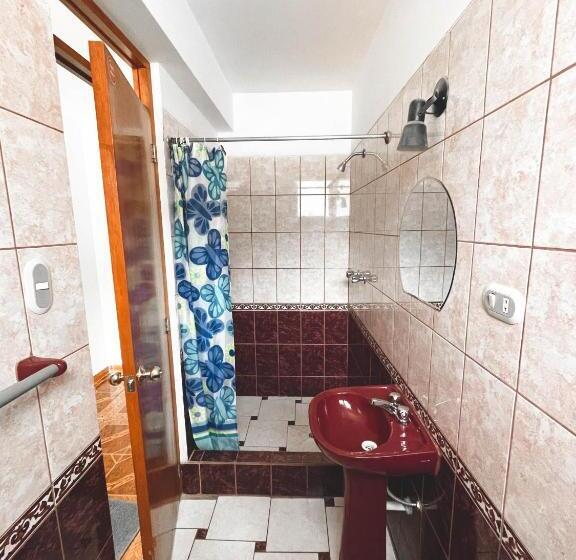 اتاق استاندارد سه نفره, Cordillera Blanca