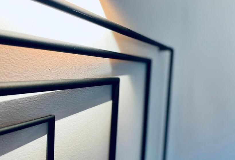 חדר דלוקס, Rotmeerhaus