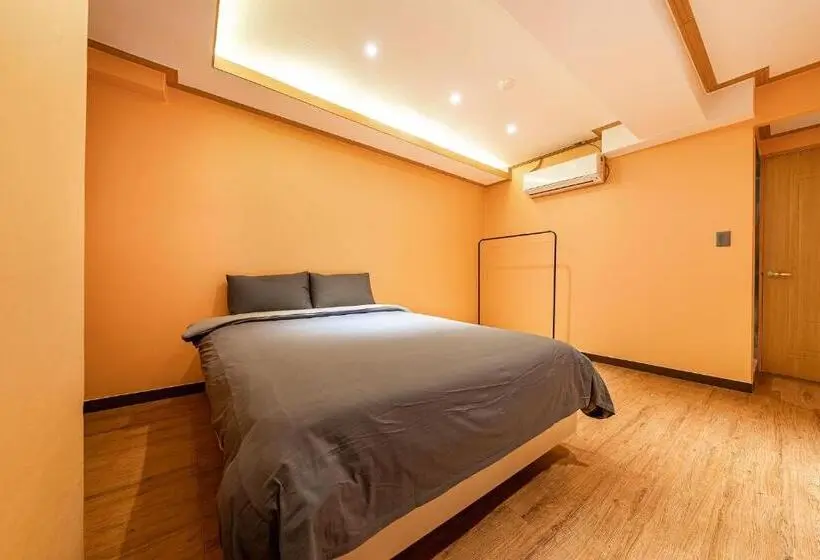 Deluxe-huone, Hngstay