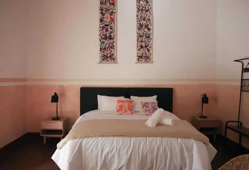 スタンダードスタジオ, Viajero Cdmx Centro Hostel
