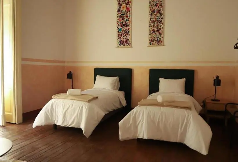 スタンダードスタジオ, Viajero Cdmx Centro Hostel