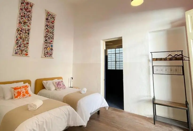デラックストリプルルーム, Viajero Cdmx Centro Hostel