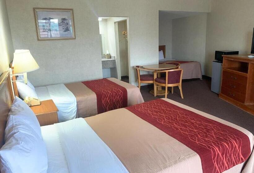 Трехместный Номер Комфорт, Coachman S Inn Motel