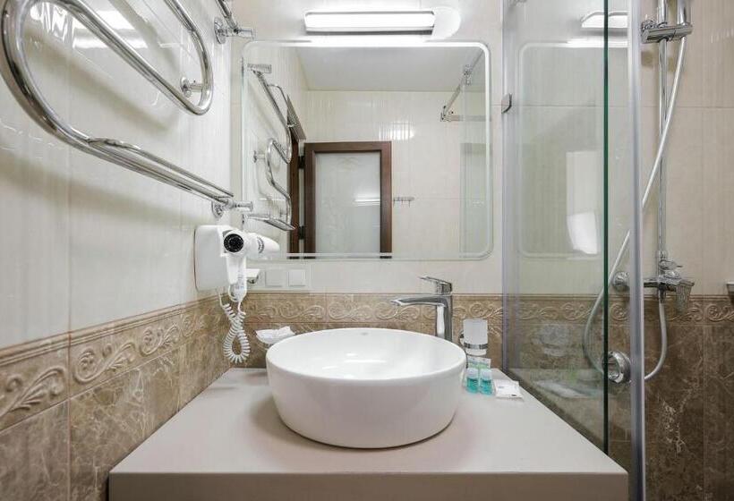 غرفة قياسية ثلاثية, Borys Hotel Boryspil Airport