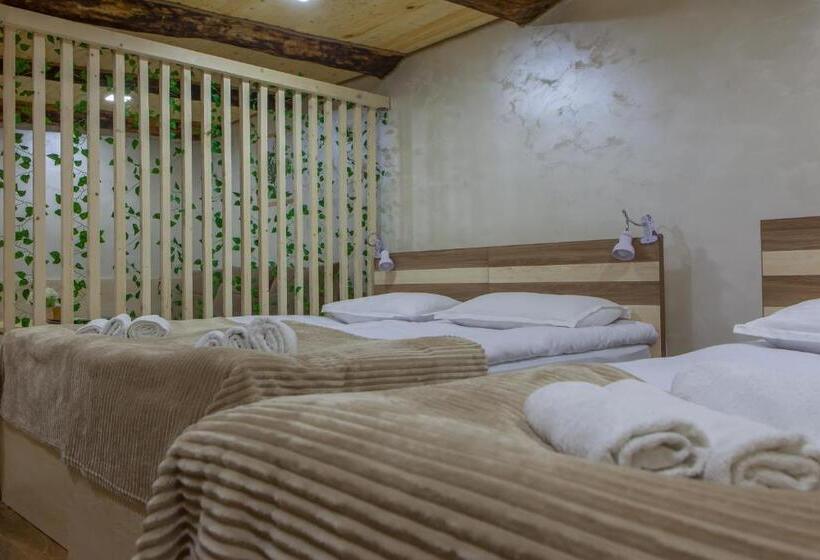 패밀리 룸, Dilivita Rest House