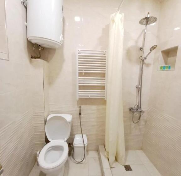 패밀리 룸, Dilivita Rest House