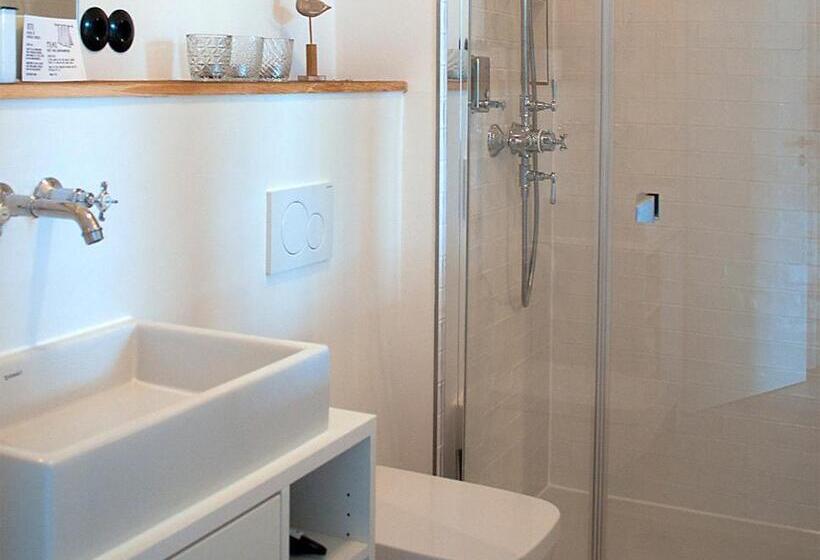 Номер Стандарт, Weyotel