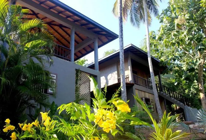 スタンダードインサイドビュールーム, Casa Vana Hiriketiya