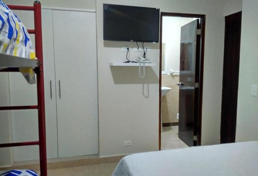 스탠다드 트리플 룸, La Cultura