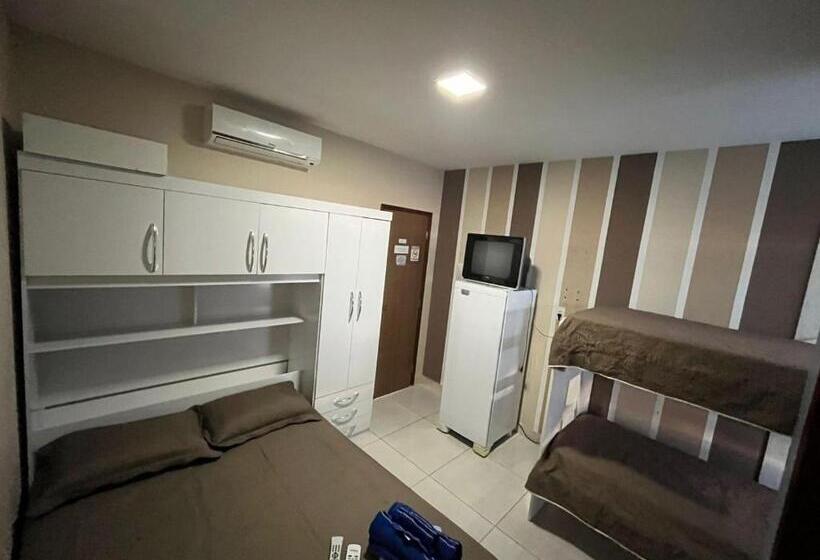 スタンダード４人部屋, Sâmily