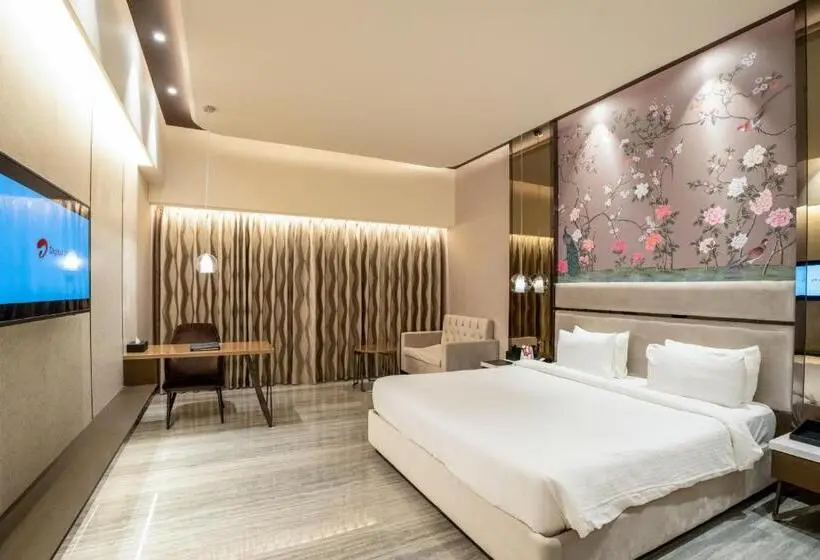 デラックスルーム, Seven Eleven Hotels And Club