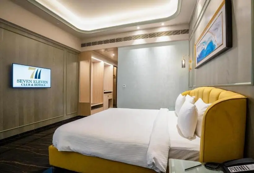 スーペリアールーム, Seven Eleven Hotels And Club