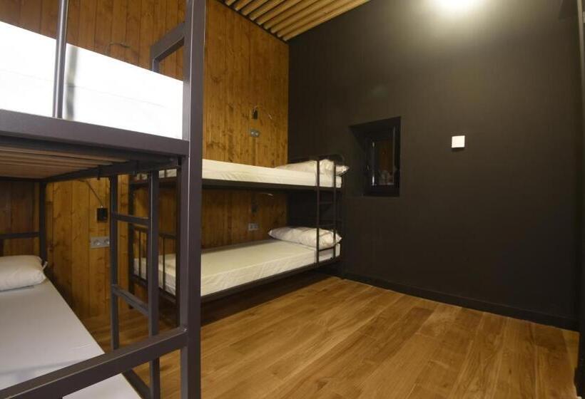 スタンダード4人部屋, Palacio De Sansol