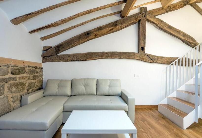 1ベッドルームドゥプレックスアパートメント, Palacio De Sansol