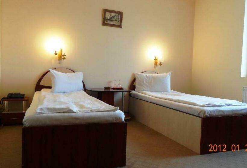 Camera Standard, Vila Europa