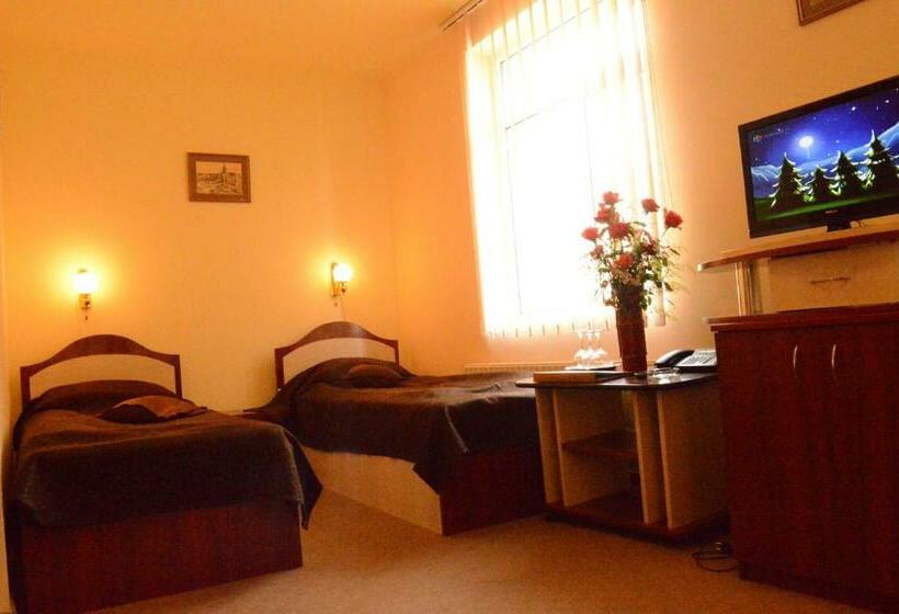 Camera Standard, Vila Europa