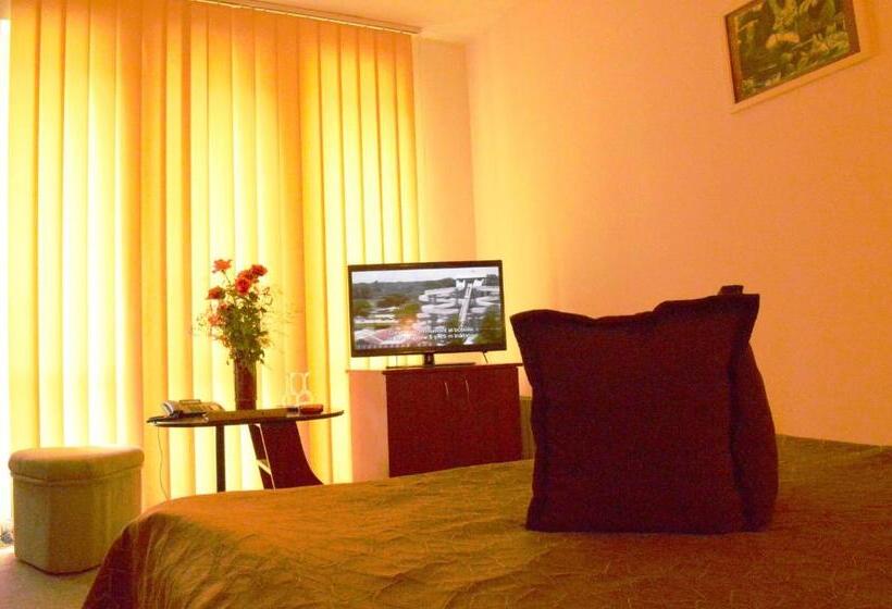 Camera Standard, Vila Europa