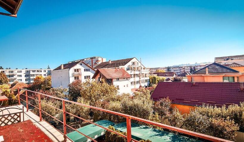 Camera Standard, Vila Europa