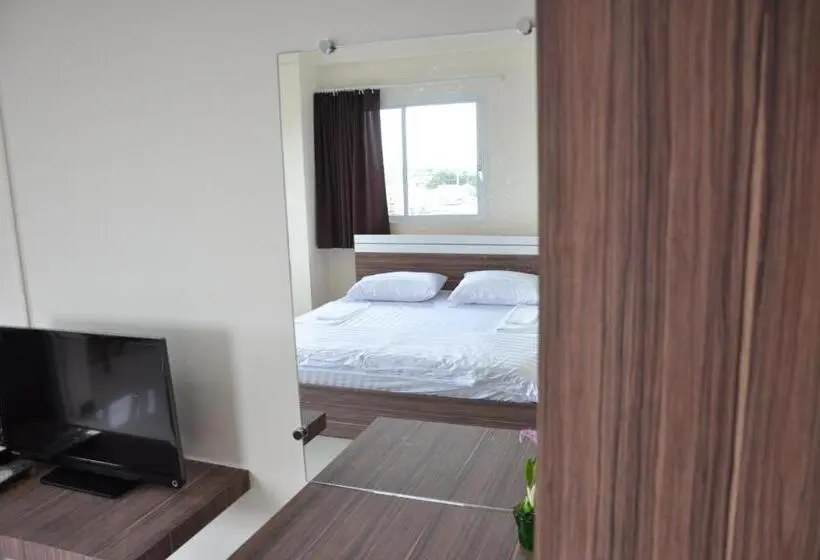 اتاق لوکس, My Room Nakhon Pathom
