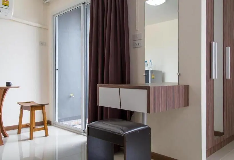اتاق خانوادگی, My Room Nakhon Pathom