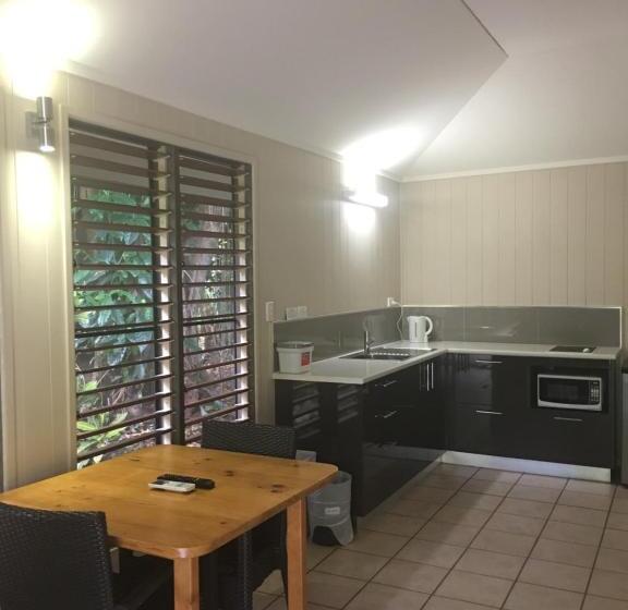 Standard bungalow with view, Eco Village Mission Beach