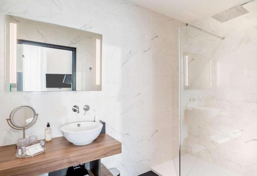 سوییت خانوادگی, Best Western Plus Europe Hôtel Brest