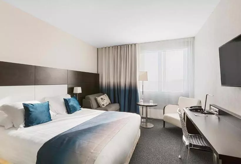 سوییت خانوادگی, Best Western Plus Europe Hôtel Brest
