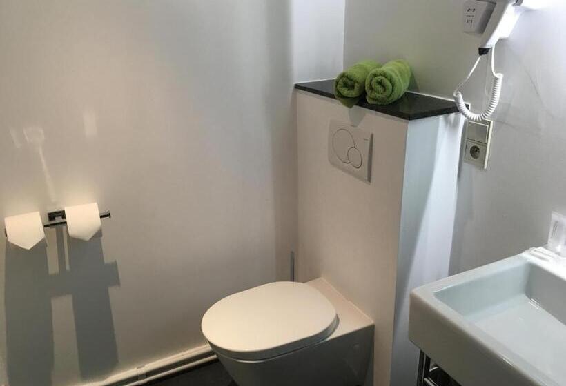 스탠다드 룸, Côté Cour