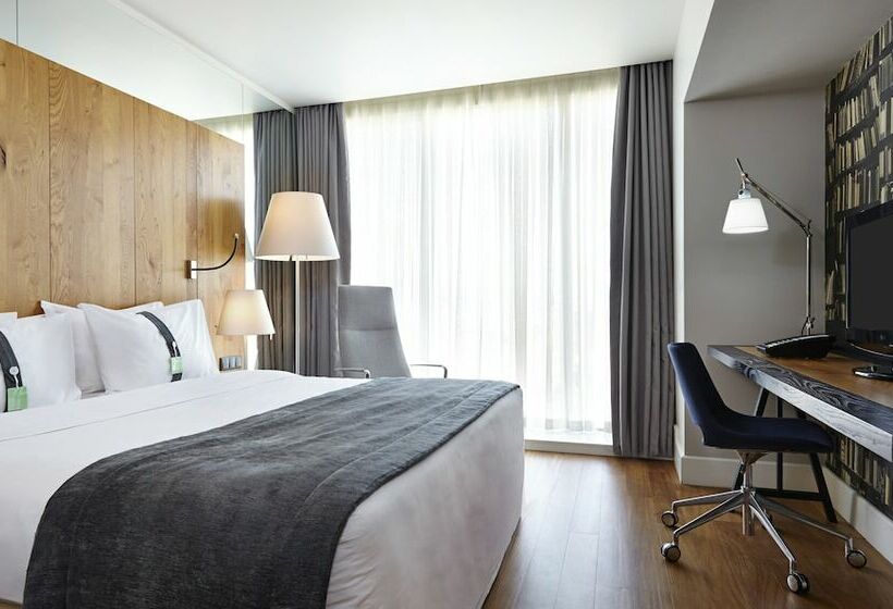 اتاق استاندارد, Holiday Inn Tbilisi, An Ihg