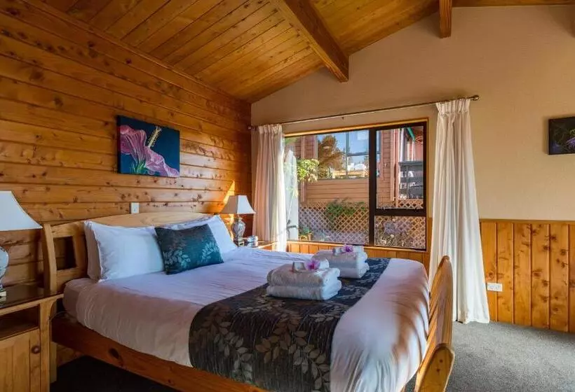 سوئیت با وان آب گرم, Kimi Ora Eco Resort