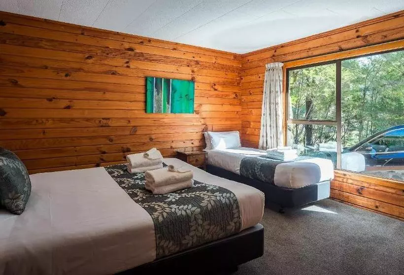 اتاق 4 خوابه, Kimi Ora Eco Resort