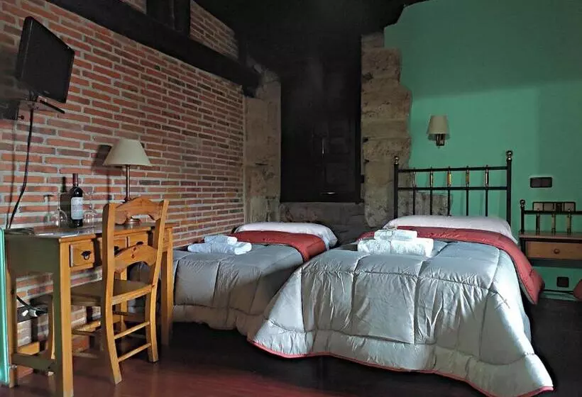 اتاق استاندارد سه نفره, Posada De Candelario