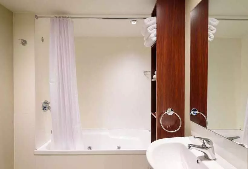 استودیوی استاندارد, Queenstown Motel Apartments