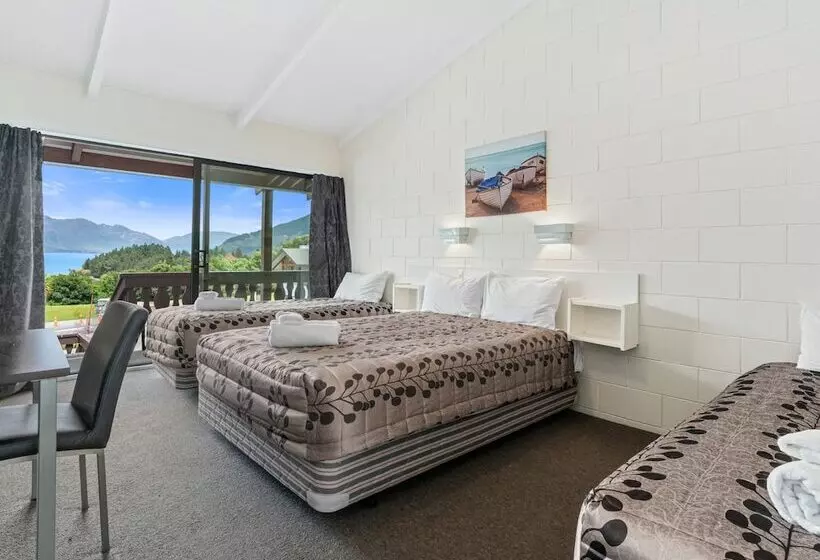 استودیوی استاندارد, Queenstown Motel Apartments