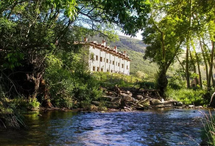 スタンダードバンガロー, Ribera Del Corneja