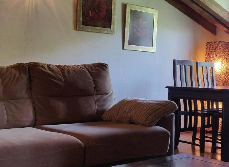 בקתה סטנדרטית, Ribera Del Corneja