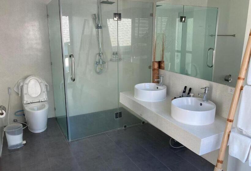 اتاق لوکس با بالکن و چشمانداز دریا, Villa The Spot Koh Samui