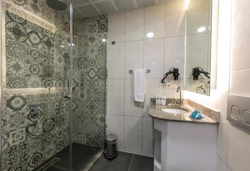 Quarto deluxe vista mar, Misal Hotel Trabzon