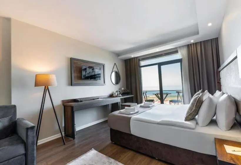 اتاق لوکس با چشم‌انداز دریا, Misal Hotel Trabzon