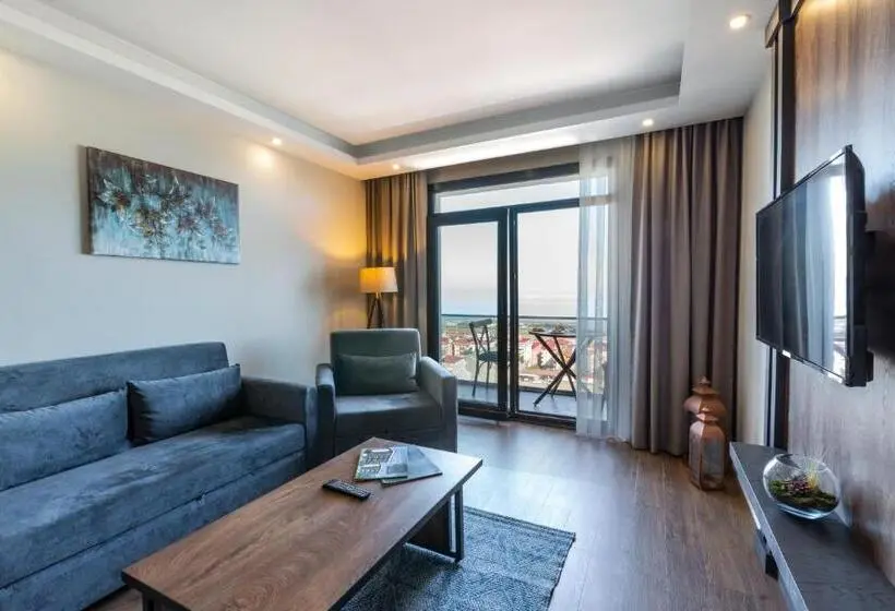 سوییت سوپریور با چشم‌انداز دریا, Misal Hotel Trabzon