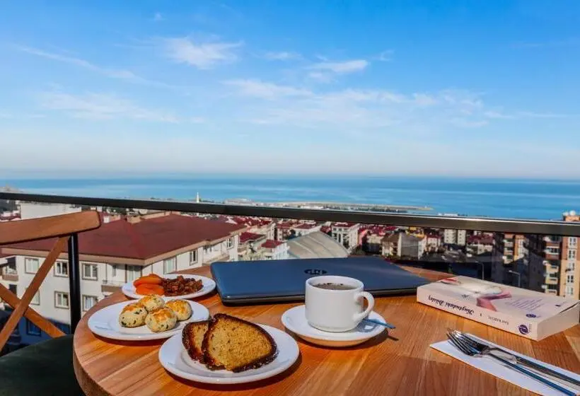 سوییت سوپریور با چشم‌انداز دریا, Misal Hotel Trabzon